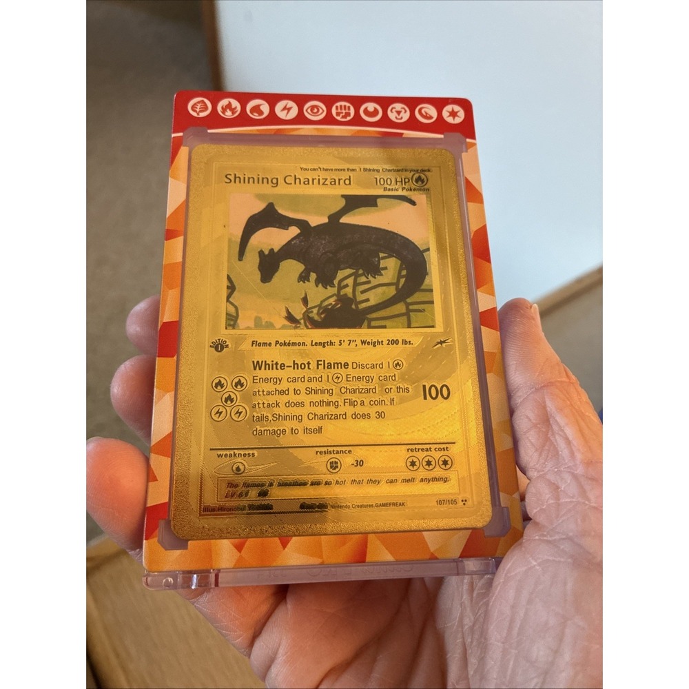 Shining Charizard 107/105 Gold Foil Pokemon Card Neo Destiny Holo Secret